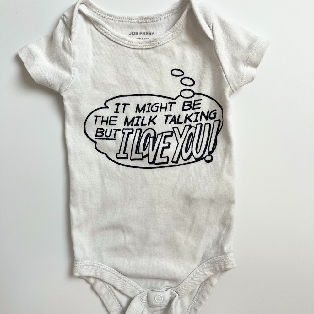 🩵 4/$20 Joe Fresh White‎ Bodysuit with Comic Speech Bubble